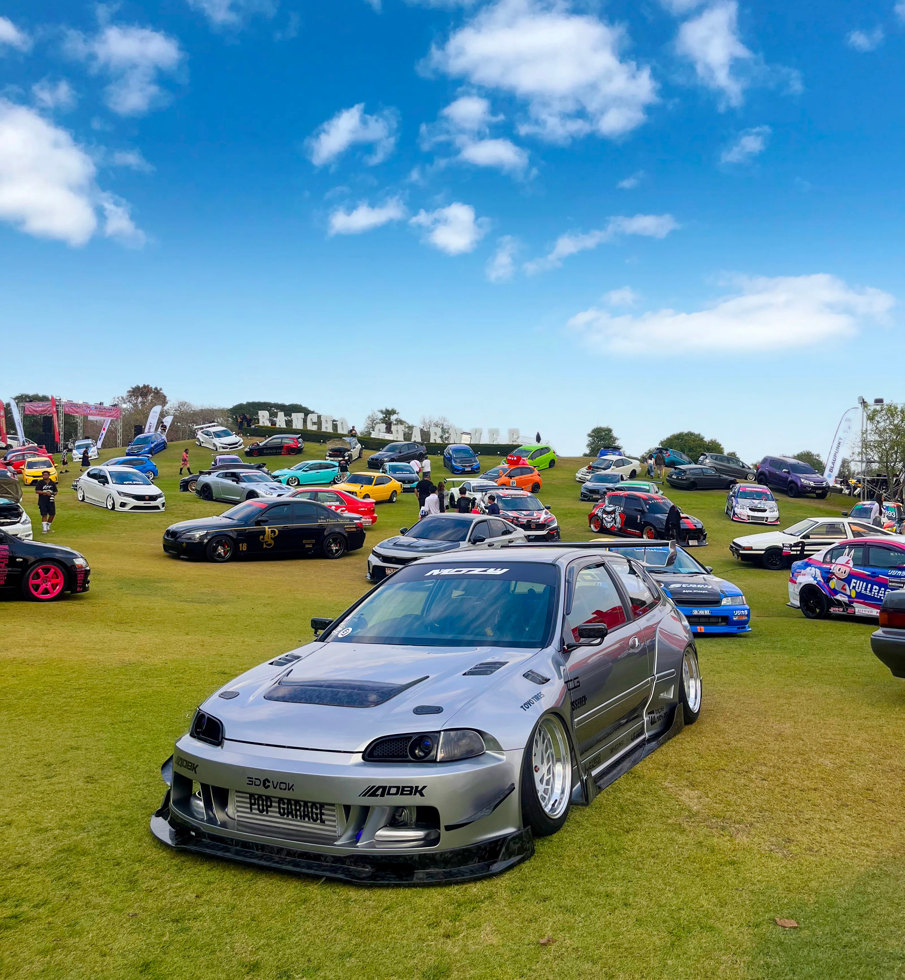 Hero background — Siam Car Kult